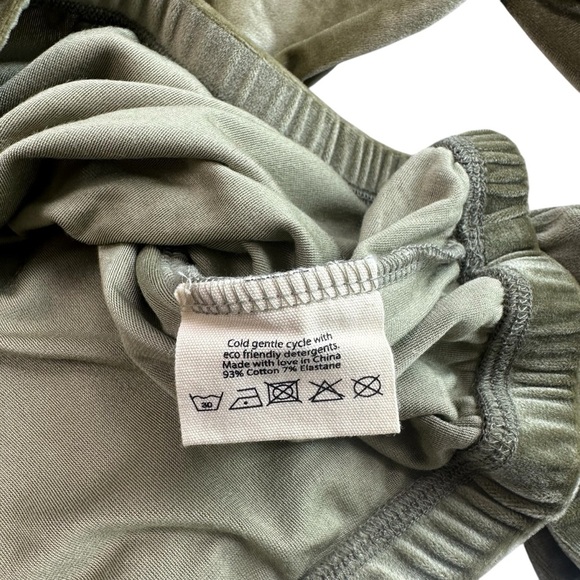 Free People Araminta James Velour Crop Hoodie – Khaki – Size 8 / Small – NWT - Picture 7 of 11